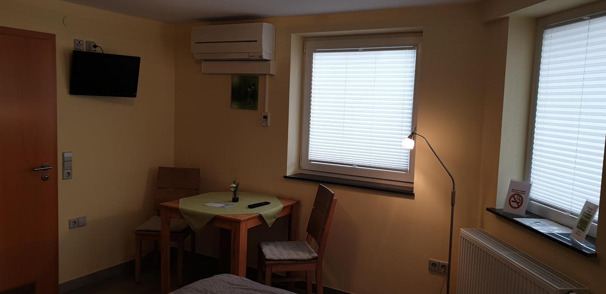 Gaestezimmer , Pension Wauri Waldenbuch Kültér fotó