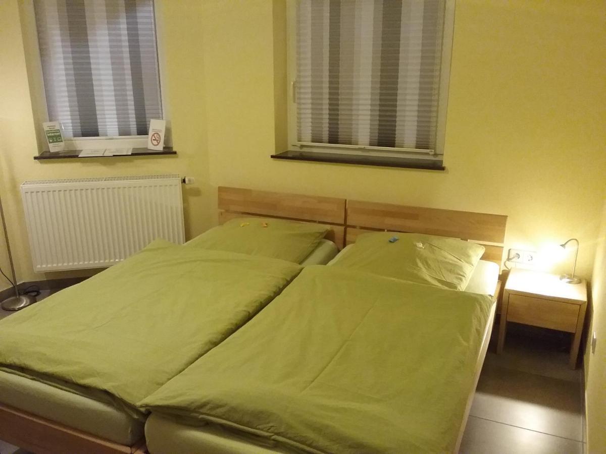 Gaestezimmer , Pension Wauri Waldenbuch Kültér fotó
